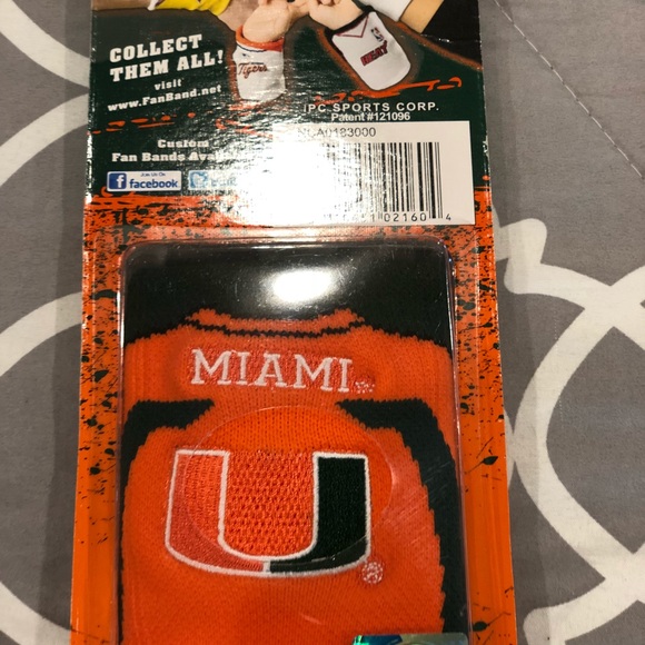 Bundle of UM essentials - Picture 3 of 4